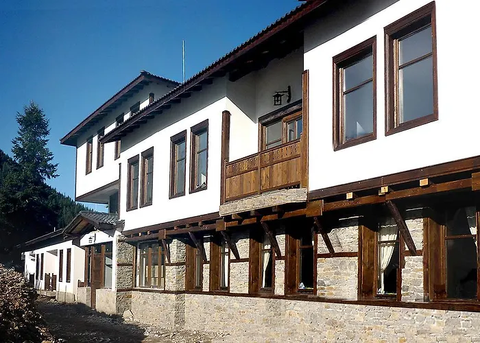 Family Arkan Отель